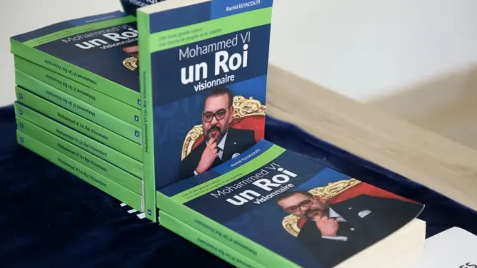 كتاب “محمد السادس.. ملك ذو رؤية” يستعرض مسيرة قيادية وإصلاحية