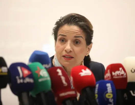الفاعلون بقطاع الوقود يقاطعون اجتماعا مع بنعلي احتجاجا على غياب الحوار