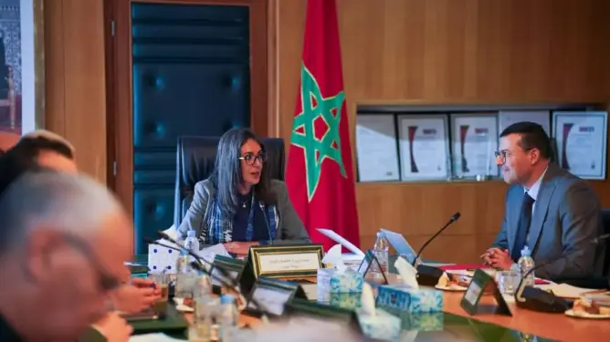 الحكومة: الزيادة بأجور الموظفين أنعشت صناديق التقاعد ومددت نفاذ احتياطاتها حتى 2031
