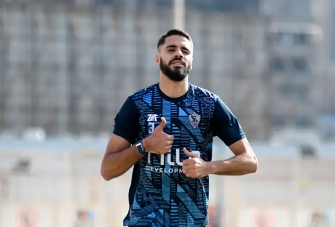 الركراكي يتجه لاستدعاء بنتايك للمنتخب الوطني