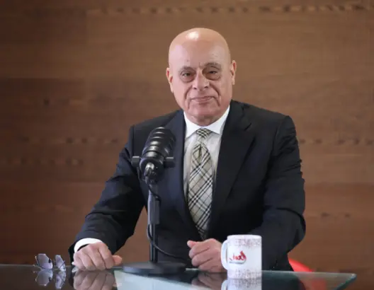 فاتح: الركراكي مطالب بتصحيح الأخطاء.. وظروف التعليق الرياضي تؤثر على الجودة (فيديو)