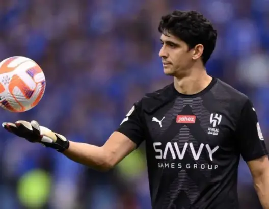 مع اقتراب الكان.. بونو يعاني متاعب رفقة الهلال السعودي