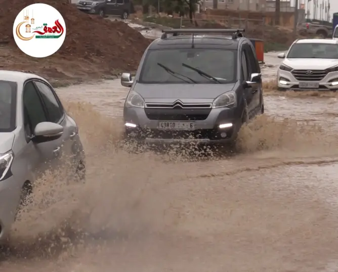 أمطار غزيرة بشوارع مكناس
