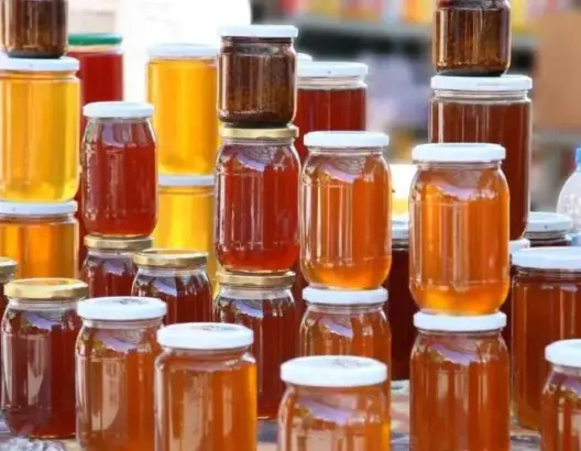 ظاهرة الغش تنهك منتجي العسل الطبيعي.. ونحّال يفضح بعض طرق الخداع (فيديو)