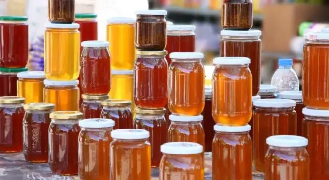 تحذيرات من مخاطر “العسل الجنسي”.. ومطالب بتشديد الخناق على المتلاعبين
