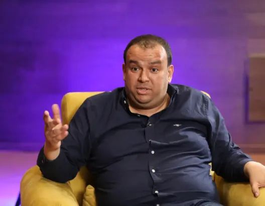 عيروض: البام لا يصفق للحكومة.. ونرفض تحويل وزارات إلى مزرعة للأحزاب