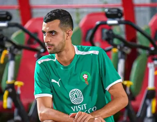 الركراكي يستدعي لاعب الرجاء بلعمري إلى قائمة “الأسود” لمواجهة تنزانيا