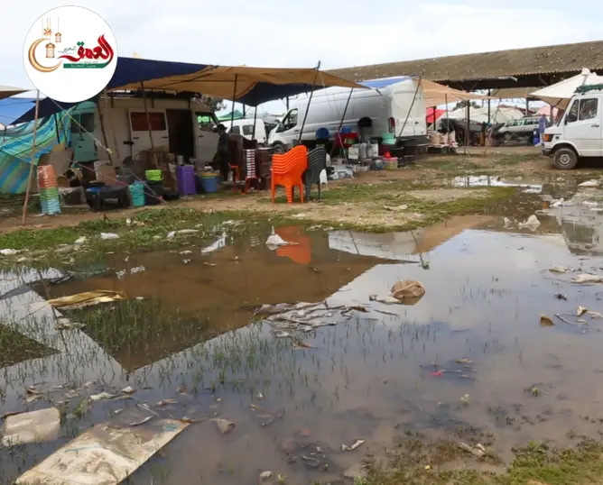 سوق سبت الوداية بفاس يغرق في الأوحال