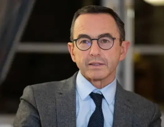 تصعيد دبلوماسي.. فرنسا تمنع 800 شخصية جزائرية من دخول باريس