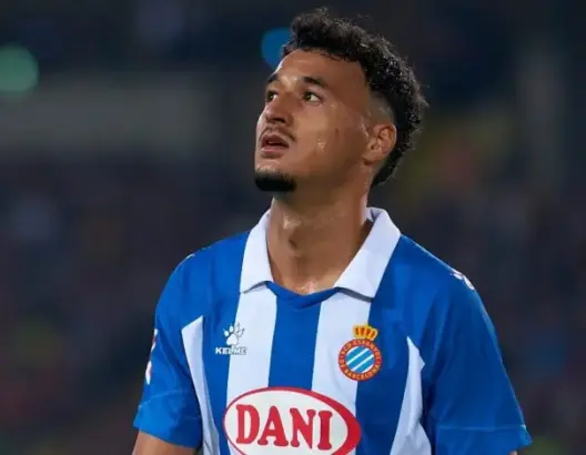 الهلالي يتألق في إسبانيول ويجذب أنظار أندية أوروبية