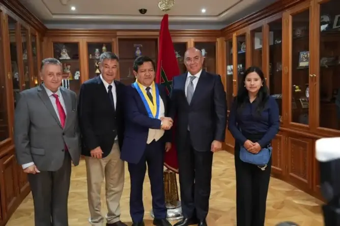 نائب رئيس مجلس النواب يجري مباحثات مع رئيس برلمان مجموعة دول الأنديز