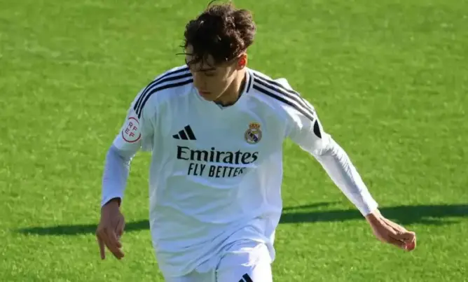 إسبانيا تكسب الرهان.. لاعب ريال مدريد يختار “لا روخا” على حساب “الأسود”