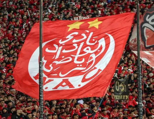 صراع الشرعية داخل الوداد.. منخرطون يتبرؤون من مؤسسة “لا تمثلهم” ويطالبون بإصلاح حقيقي