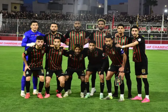 الجيش الملكي يغادر دوري أبطال إفريقيا رغم الفوز على بيراميدز المصري
