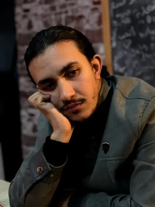 الفن يُصادر والملك يُهاجم: ماذا يحدث داخل أسوار جامعة ابن طفيل؟