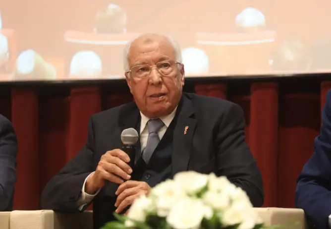 الخليفة: الحسن الثاني كان سُيحكم بالإعدام بسبب ظهير “كل ما من شأنه”.. وإلغاؤه كان عيدا