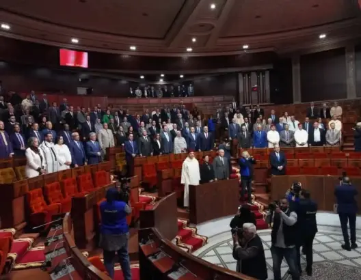 البرلمان المغربي يوافق على ملتمس للتضامن مع فلسطين وإدانة “تقتيل وتجويع” إسرائيل لسكان غزة