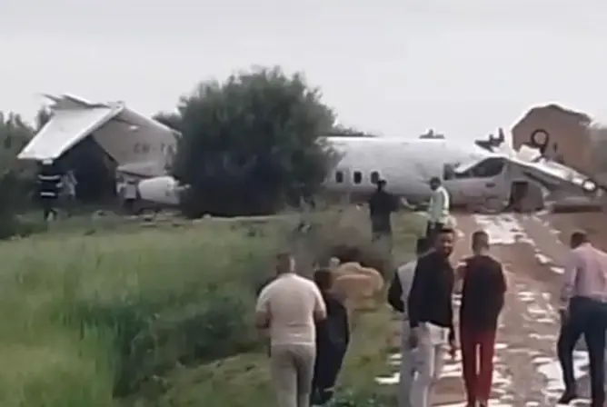 سقوط طائرة خاصة بفاس وإصابة طاقمها بجروح متفاوتة الخطورة
