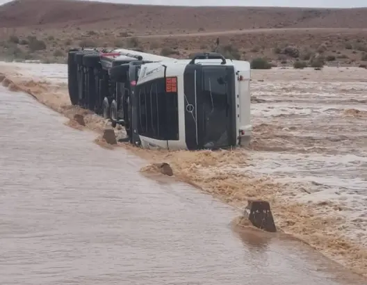 السيول تجرف شاحنة ببوذنيب نواحي الرشيدية