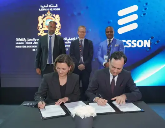 السكوري يبرم اتفاقا مع “إريكسون” لتطوير التحول الرقمي بالمغرب