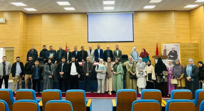كلية أصول الدين تُبرز وسائل دراسة وصيانة وترميم المخطوطات التاريخية