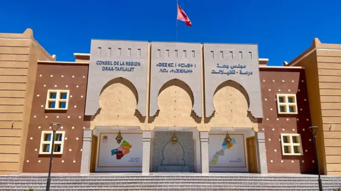 بعد “العزلة الخانقة”.. شركة “شقيق البرلماني” تراهن على رحلات إعلامية لتسويق درعة تافيلالت