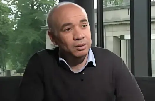 محمد الأشهب أستاذ الفلسفة بكلية الآداب والعلوم الإنسانية، ابن زهر أكادير
