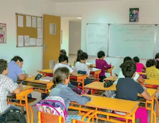 أساتذة جهة البيضاء يترقبون وفاء وزارة التعليم بوعد صرف “منحة الريادة”