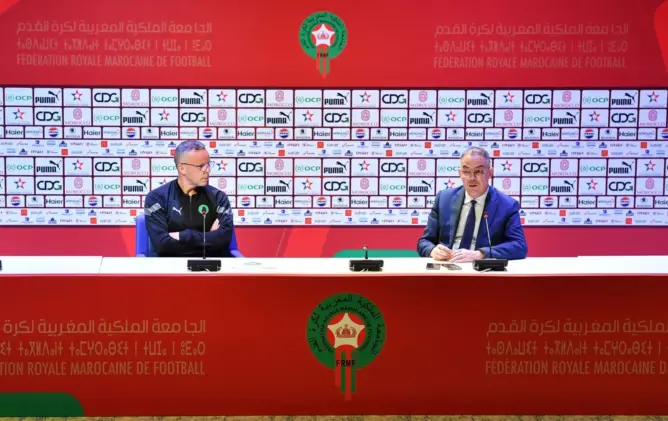 لقجع يدعم كتيبة وهبي قبل “الكان”: يجب أن تلعبوا على اللقب وأنتم مشروع منتخب مونديال 2030