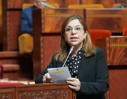 الحكومة تخطط لبرنامج وطني يُواجه “تهرب” الشباب المغربي من الزواج