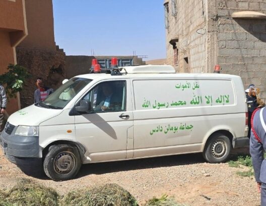 سيارة نقل الأموات