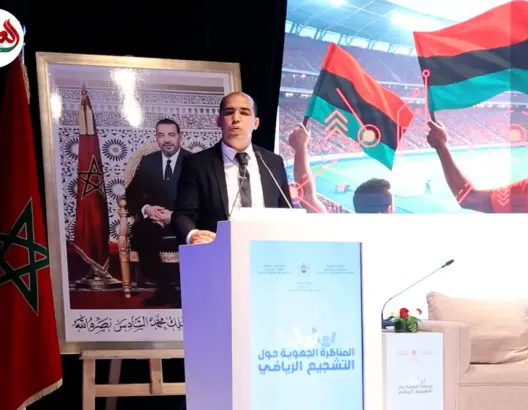 الكندي يدعو لإحداث جواز للجماهير واعتماد بصمة الوجه والصوت