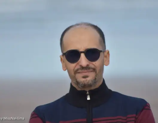 مأساة الغرق وسخرية الورق