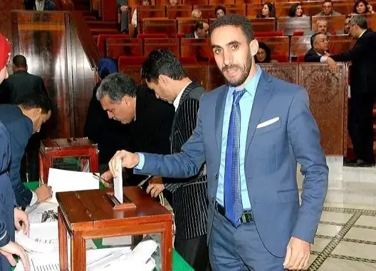 نائب الرميلي يثير الجدل في البيضاء.. غياب عن المهام الجماعية مقابل حضور حزبي