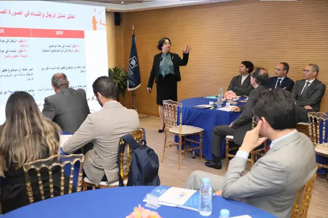 تقرير يكشف استمرار هيمنة الذكور على زمن الكلمة والظهور في الإعلام المغربي