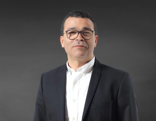 عزيز بنجلون يقود التحول التجاري بالمكتب الوطني للمطارات