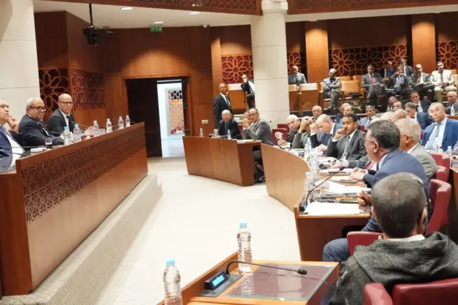 الزلزال والانتخابات يشعلان صداما بين الأغلبية والمعارضة أمام وزير الداخلية