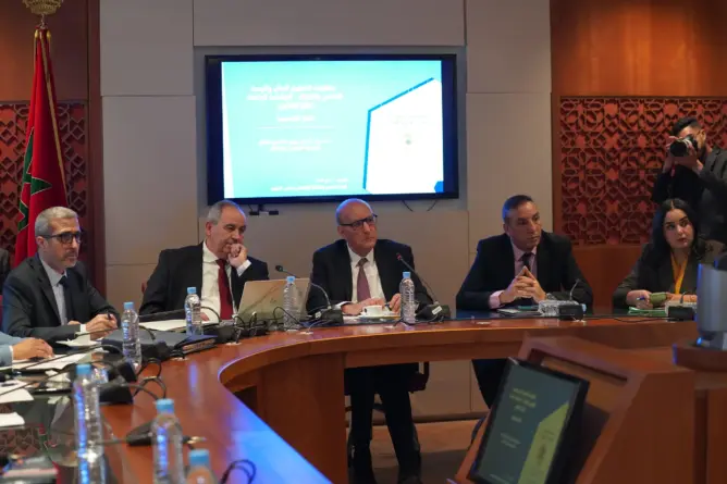 نواب يطالبون بـ”خلوة وطنية” لإصلاح الجامعات ورفع منح الطلبة إلى 3500 درهم شهريا