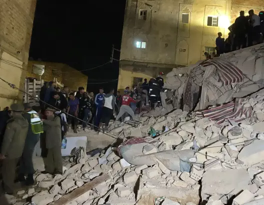 كاتب الدولة في الإسكان يحمل عمدة فاس مسؤولية انيهار عمارة على رؤوس ساكنيها
