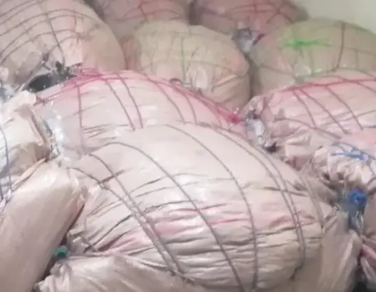 حجز أزيد من ألف قنينة خمر و650 كلغ من المخدرات و260 مخالفة مرورية بموسم مولاي بوعزة