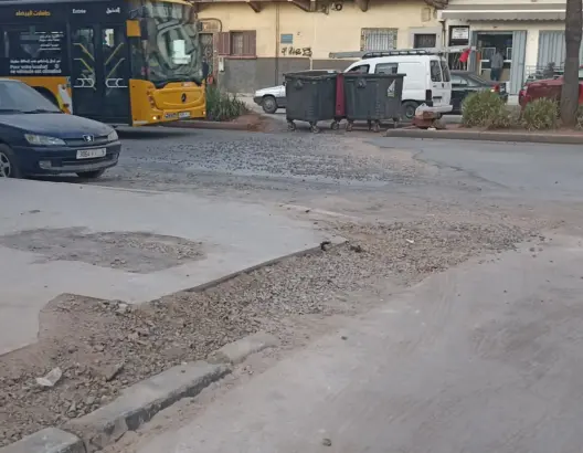 فوضى الأشغال العشوائية تُحوِّل ابن امسيك إلى منطقة منكوبة وسط صمت المقاطعة