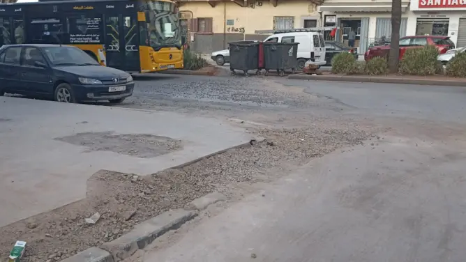 فوضى الأشغال العشوائية تُحوِّل ابن امسيك إلى منطقة منكوبة وسط صمت المقاطعة