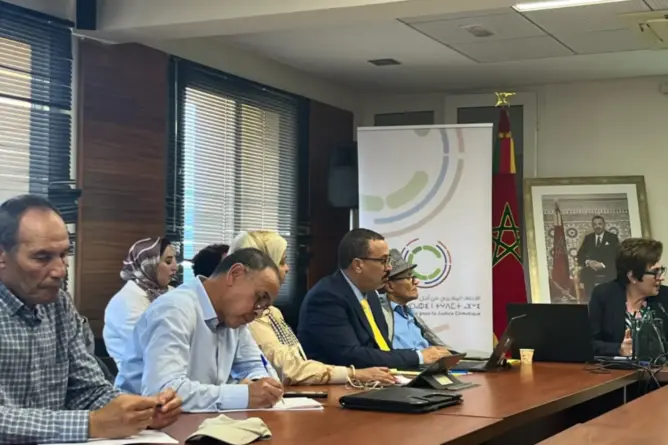 كميرة: الانتقال العادل معركة طبقية واجتماعية تتطلب إشراك النقابات في صنع القرار