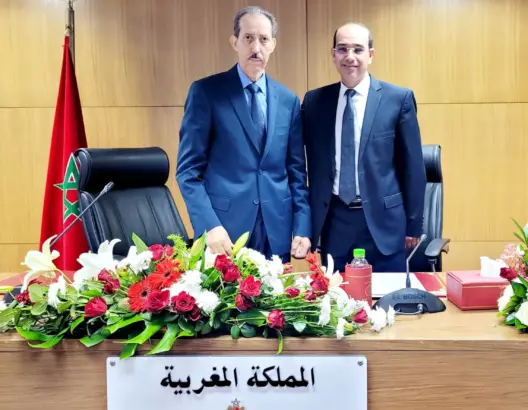 جرى صباح اليوم الأربعاء 14 ماي 2025، بمقر رئاسة النيابة العامة بالرباط، حفل تسليم السلط بين هشام بلاوي، الوكيل العام الجديد للملك لدى محكمة النقض، رئيس النيابة العامة، وسلفه مولاي الحسن الداكي، وذلك عقب التعيين الذي تفضل به الملك محمد السادس، بصفته رئيسا للمجلس الأعلى للسلطة القضائية.