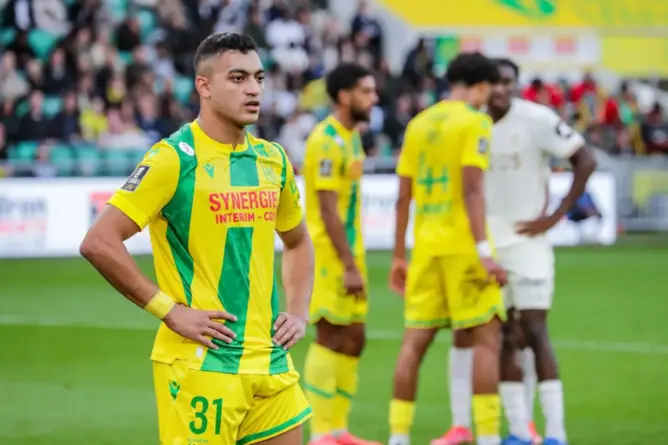 المصري مصطفى محمد يرفض دعم “المثلية” بالدور الفرنسي