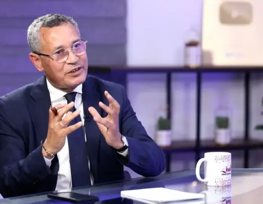 الأنصاري: وسطاء التأمين الصغار يرزحون تحت عبء ضريبة “مجحفة” وهيمنة الكبار (فيديو)