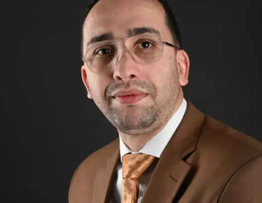 التواصل لدى حُكومة أخنوش وعقدة الشرعية الشعبية