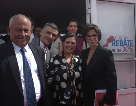 وزيرة الثقافة الفرنسية تزور جناح المملكة بمهرجان “كان” وتشيد بمواهب مغربية