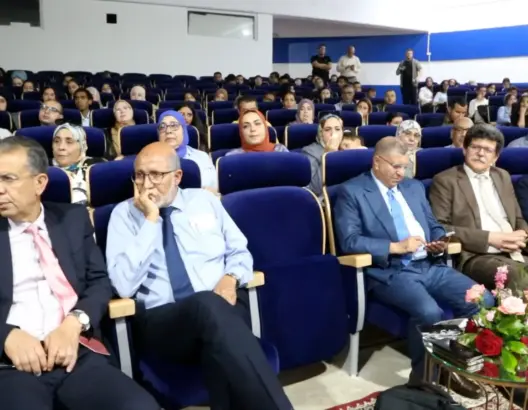في حفل تأبيني مهيب.. عائلة وزملاء الراحل أيوب الريمي ينعونه بشهادات مؤثرة (فيديو)