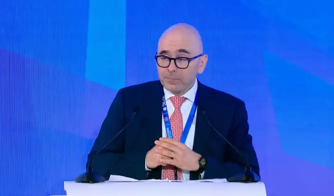رئيس برلمان المتوسط يحذر من مخاطر الذكاء الاصطناعي ويدعو للتعاون مع الأمم المتحدة